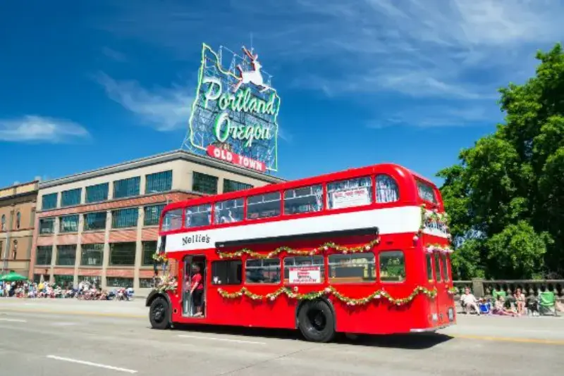 Bus Tourist Portland Oregon