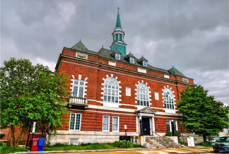 Concord City Hall New Hampshire Shows Its Red Brick Facade Tall Arched Windows