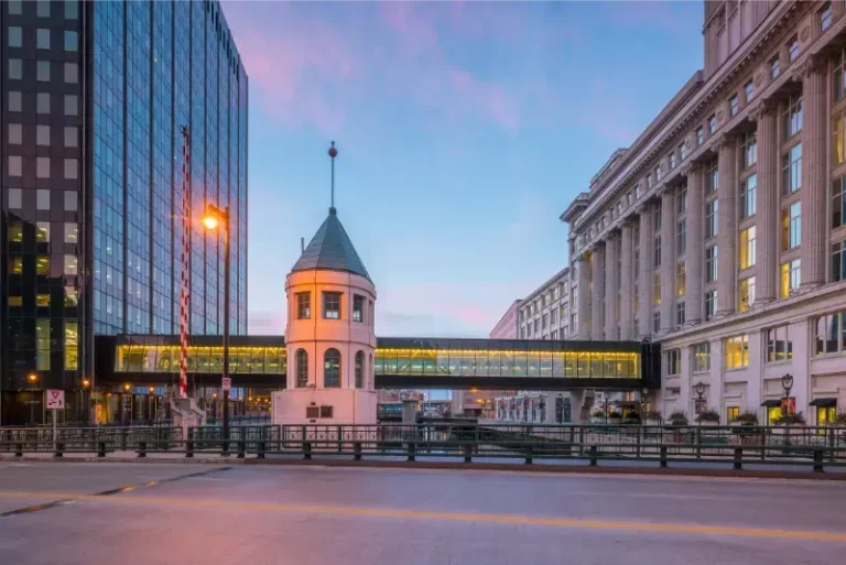 Downtown Skyline Buildings Milwaukee Twilight Wisconsin