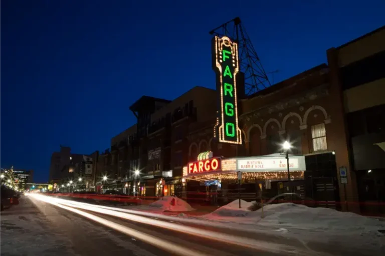 Fargo Theater Dusk Cold Winter S North Dakota