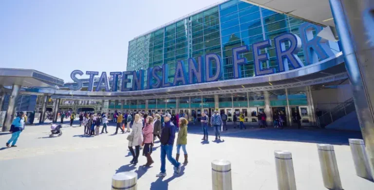 South Ferry Manhattan Terminal Ferries Staten Island New York