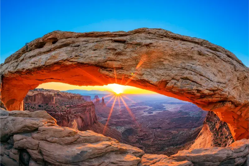 Sunrise Mesa Arch Canyonlands National Park Near Moab Utah