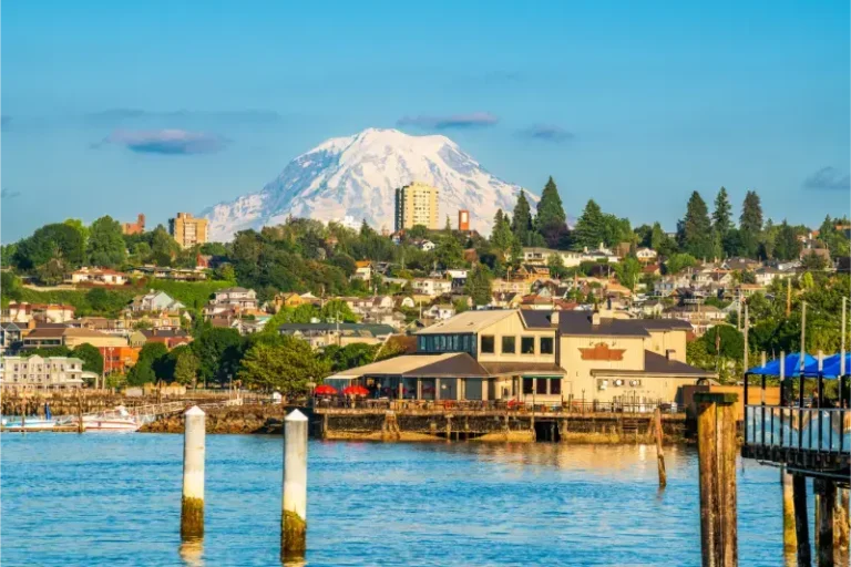 Tacoma Washington Mt Rainier Distance Commencement Bay